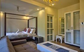 Pajaros Blu Calangute